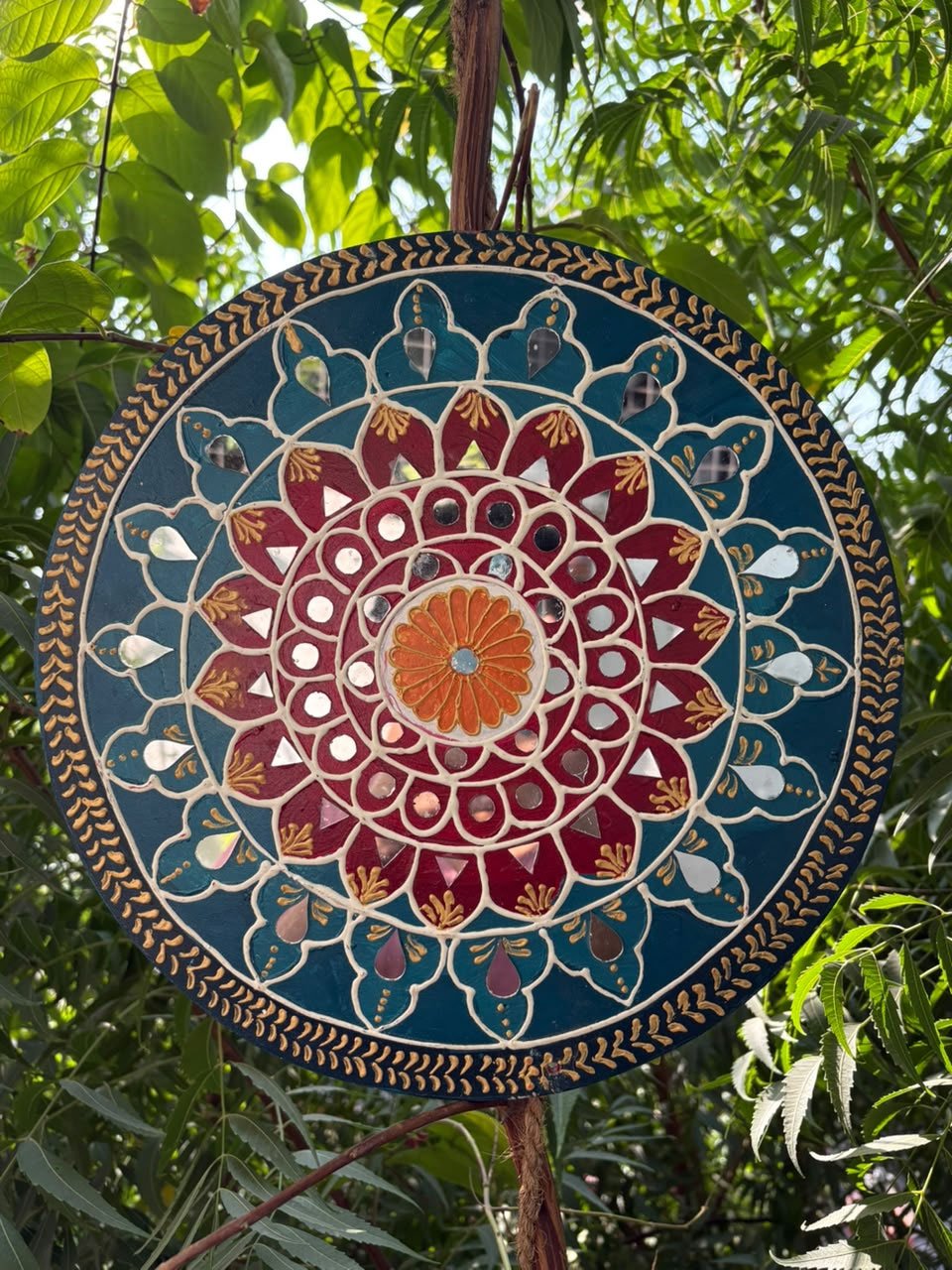 Round Lippan Art