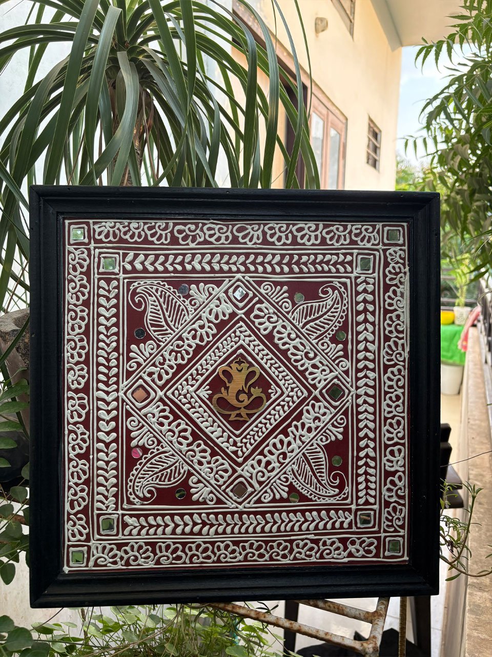 Square Lippan Art